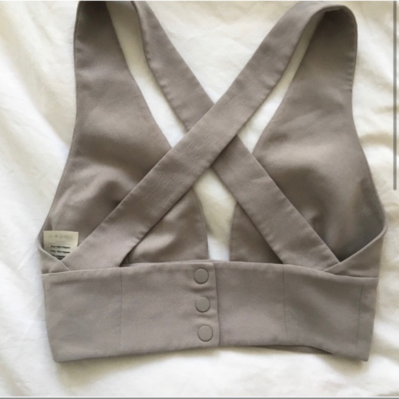 Aritzia Wilfred cross back crop halter - Picture 2 of 4